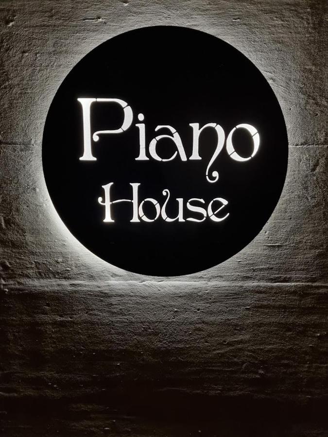 Apartament Tango La Casa Piano House ,Cu Parcare Alba Iulia Esterno foto