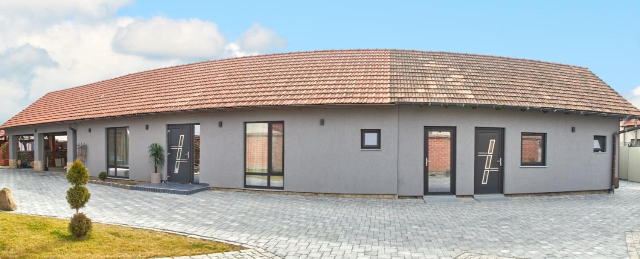 Apartament Tango La Casa Piano House ,Cu Parcare Alba Iulia Esterno foto